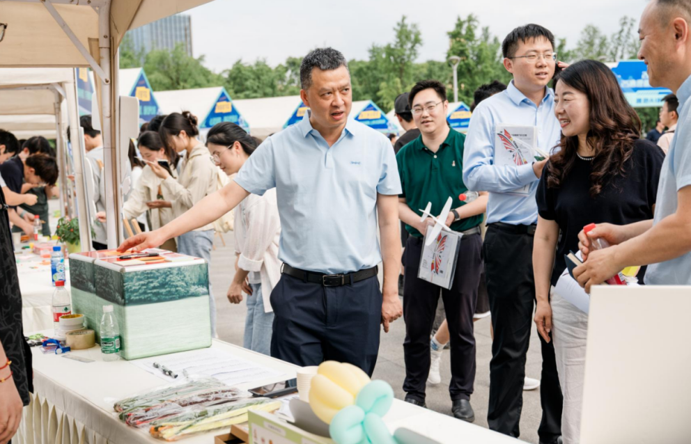 学校2025年5·25心理健康文化月闭幕