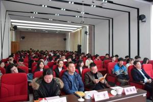 学校举办法制教育宣传月“宪法宣传周”启动仪式