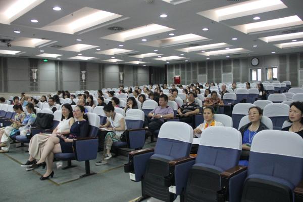 四川省西部精神医学协会高校全科医学专委会第二届年会在我校召开