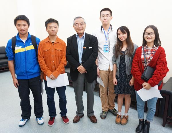 【专访】根岸英一：得诺奖没有捷径可走