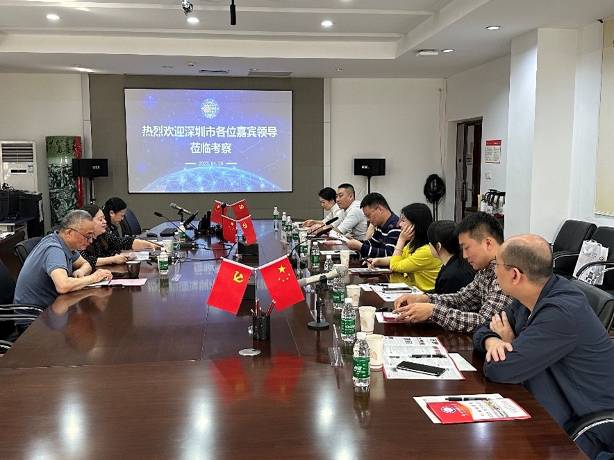 深圳市市监局光明监管局负责人访问外国语学院