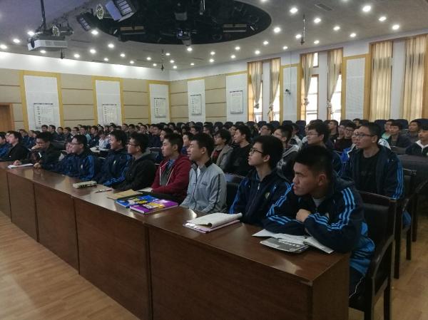 光电学院招生组赴浙江开展科普讲座