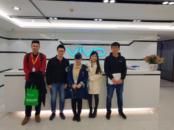 通信学院开展寒假学生资助及就业双促行活动