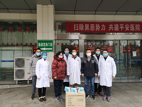 【抗击新冠肺炎】经管院友捐赠3000个医用口罩助力母校疫情防控