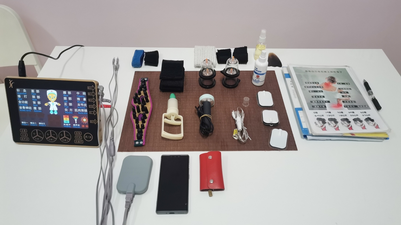 经管学院分工会举行“浓情相伴 关爱于心”教师节系列活动