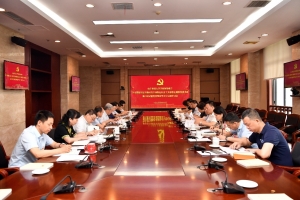 学校领导班子主题教育读书班专题学习习近平总书记关于“以学增智”重要要求和浙江“千万工程”经验案例