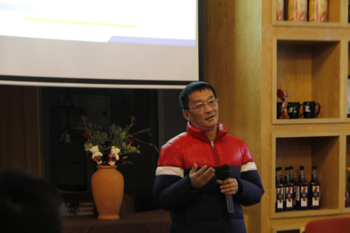 李泽湘教授做客机器人特色实验班“机器人论坛”