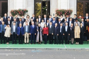 学校代表团出访罗马尼亚和希腊