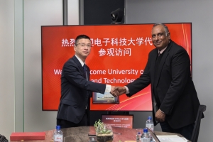 校领导率团访问非洲合作伙伴