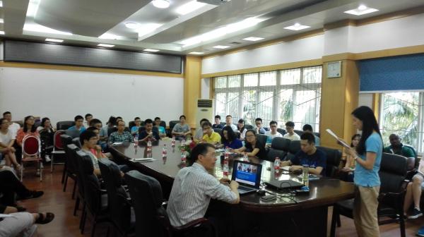 新加坡南洋理工大学沈忠祥教授做客物电论坛