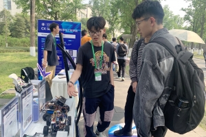 【新征程 创一流】电子科大首届“创意信息·新工科教育课外创新实践学生成果展”圆满举行