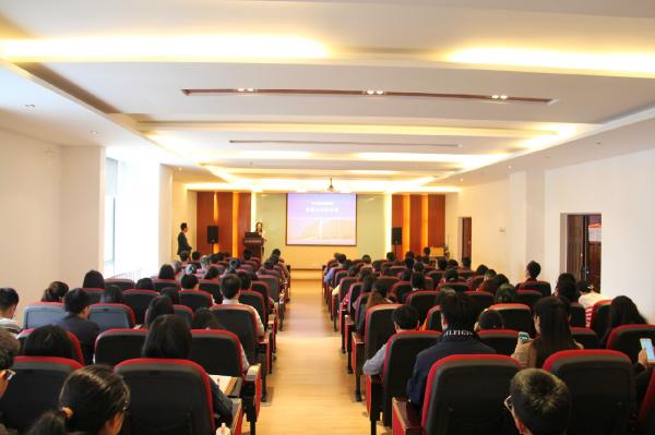 “正厅级”辅导员曲建武教授来校畅谈“架起心灵的桥梁”