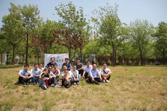 青岛校友会举行端午联谊活动