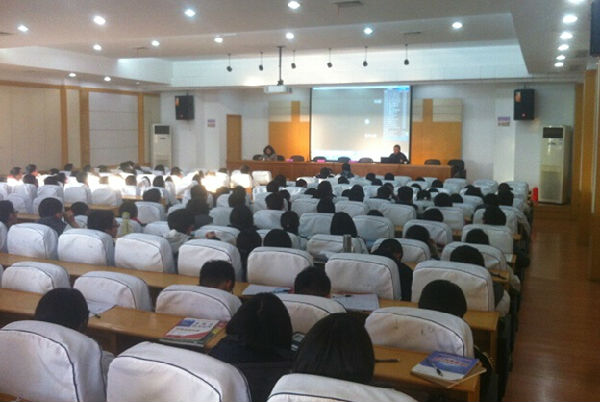 光电、外国语学院开展招生宣传