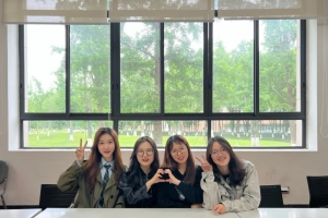 【美丽成电·奋斗之美】携手追梦电子信息领域，614的女孩们太棒了！