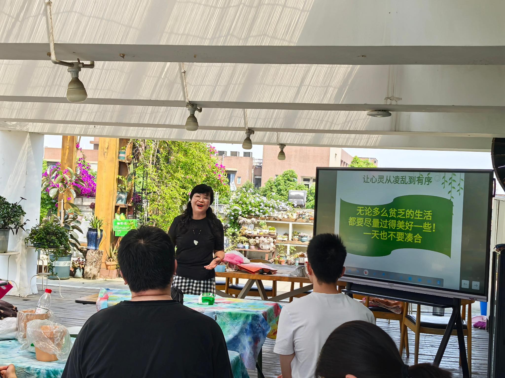 心理中心：打造“心艺场·艺术疗愈”品牌活动，探索沉浸式心理育人新路径