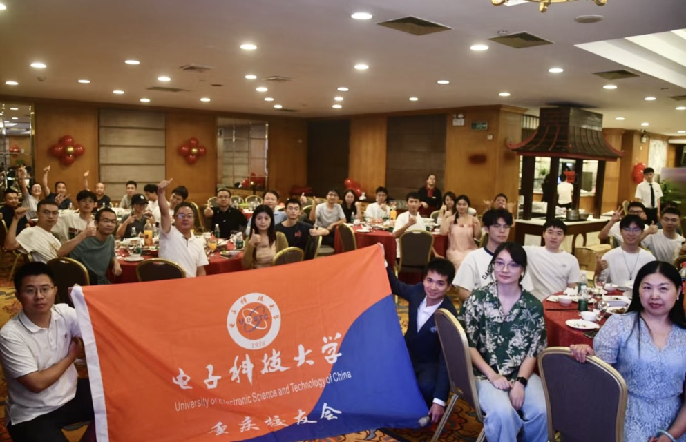 重庆.jpg 重庆.jpg