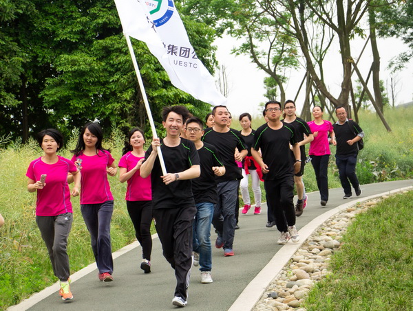 jianshen0003.jpg 0b6d35ba97a55a747a9e69a6034f510d.jpg