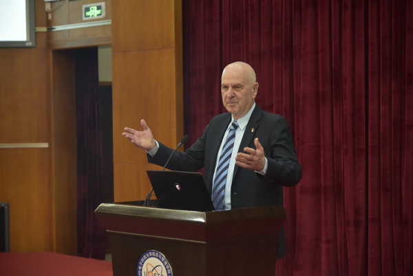 ysl0001.JPG 0e83ca3e8d57ed36d6d700ae8dfe6cc4.jpg