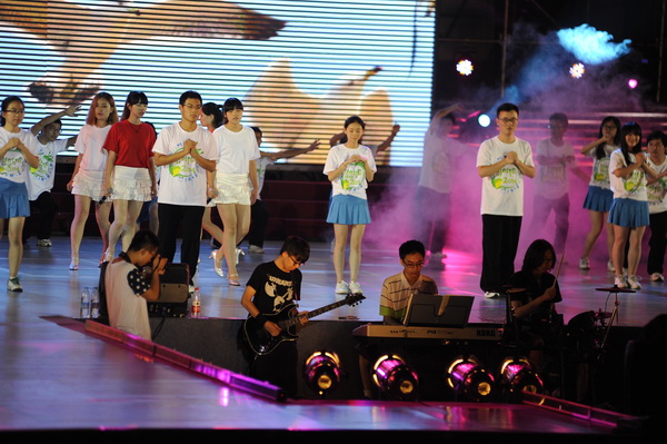 caipai0031.JPG 1403499708130989.jpg