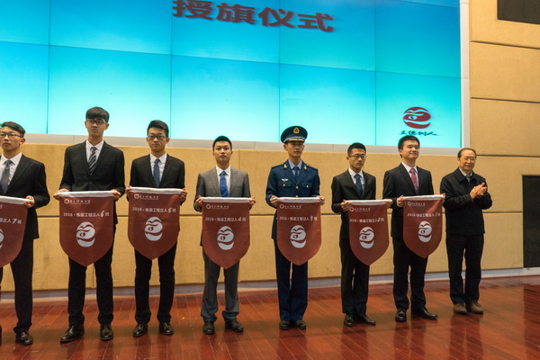 liren00002.jpg 100cdc0931a910c8d6255ac8158ede16.jpg