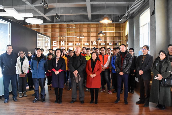 liren02.jpg 1049b32455802c8bd1a63dcbec958a5b.jpg