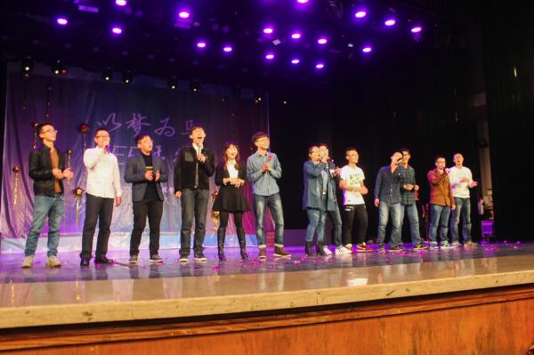 IMG_9798.jpg IMG_9798.jpg