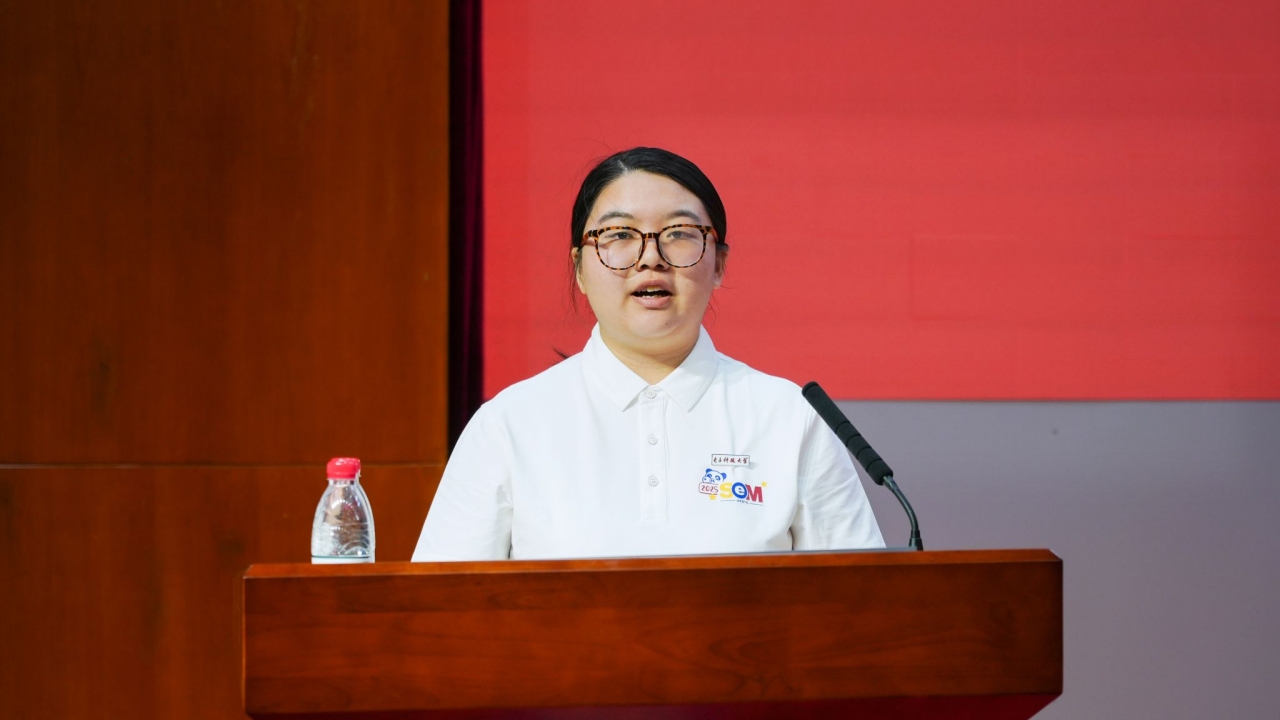 FDBA54462A927A3F92A66D8C43A_35C17A3C_1D0