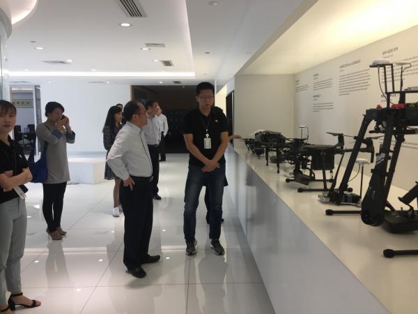 03.jpg 1451cacb51112894846af74adeef464c.jpg