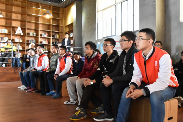 liren05.jpg 1d1078578608e3d850011aa8e98e46c0.jpg