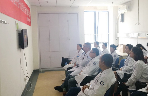 190018.jpg 21039fd9dc49f5baa930d80f96d1af59.jpg