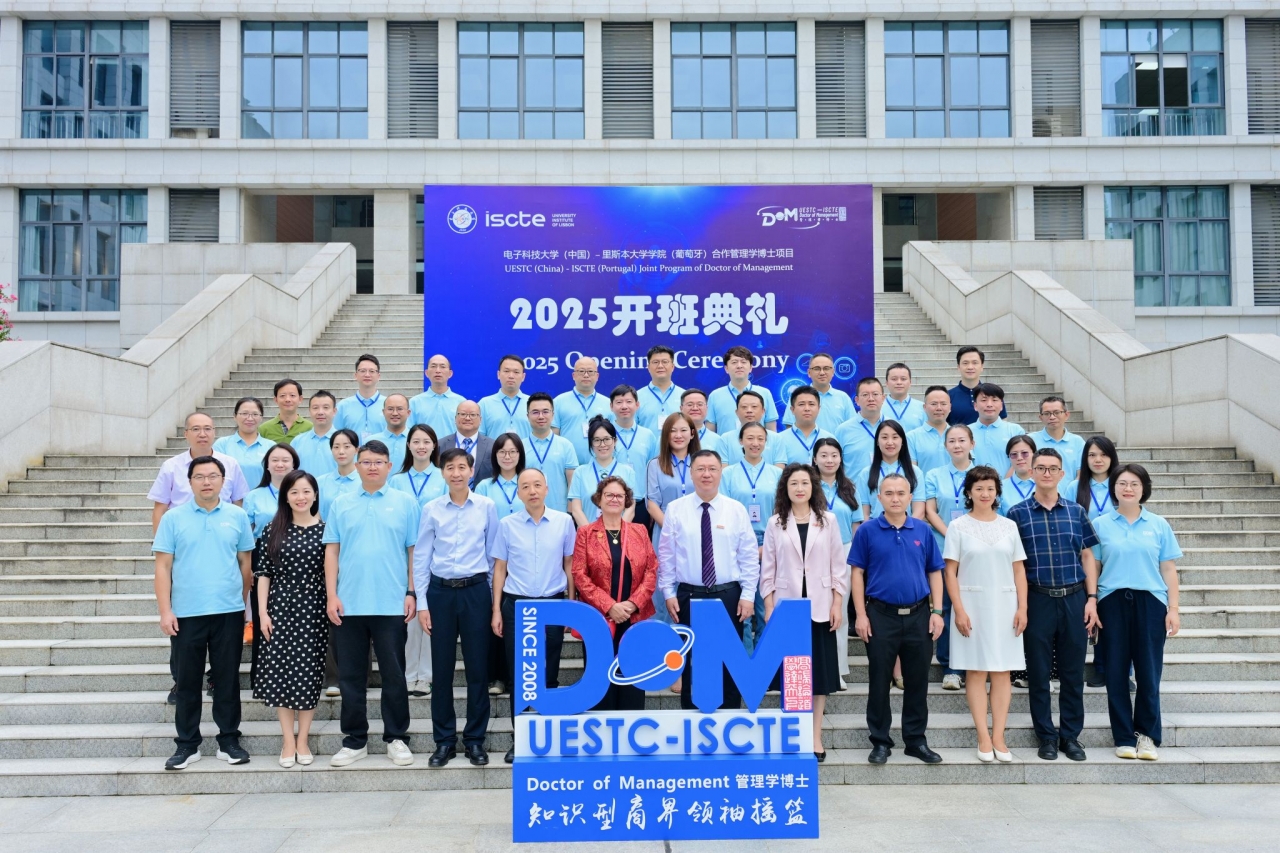 DE95BAC0CE51324DD48CCB1F632_0499404D_7E7