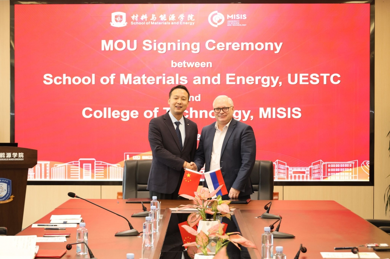 31AB2DA272E887D57A338B3CEC9_7FFBEDCB_48A