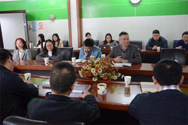 DSC_8400.JPG DSC_8400.JPG