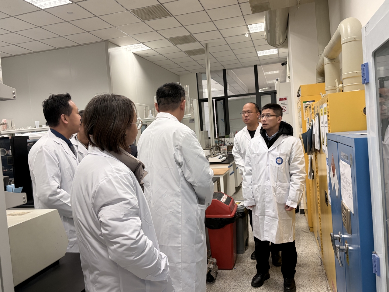 49564b955e95aeecf482289c8f4d811b_c5070.j