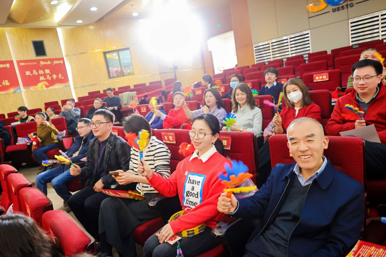 DFDACA67AEE92FFFDC0CBDBF71A_48E40211_5E8