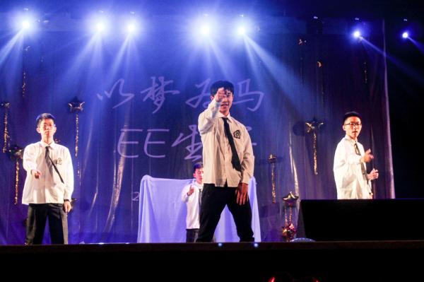 IMG_9672.jpg IMG_9672.jpg