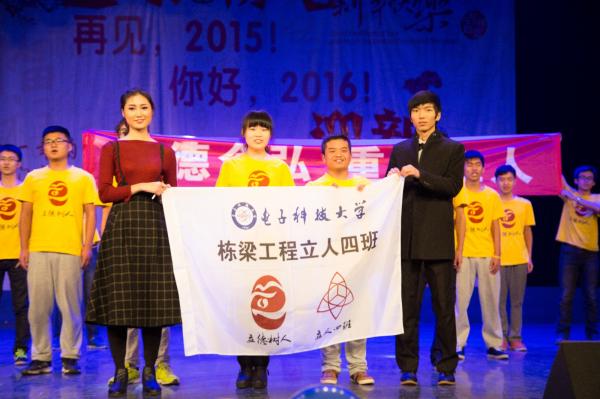 3.jpg 7344857f3bac3363323abb441473b3f7.jpg