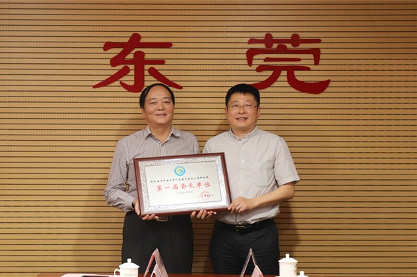 微信图片_20181026155659_副本.jpg 微信图片_20181026155659_副本.jpg