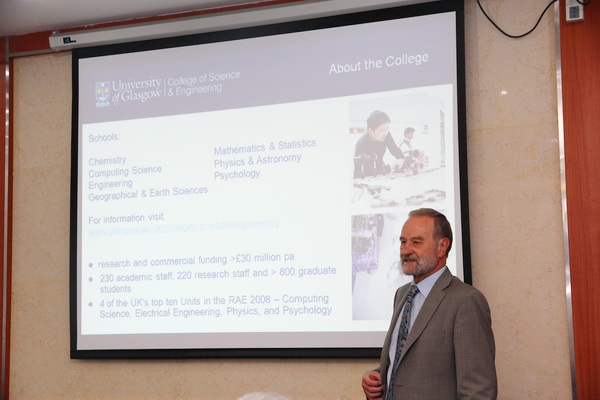 jiaoliu01.jpg 1421117581578201.jpg