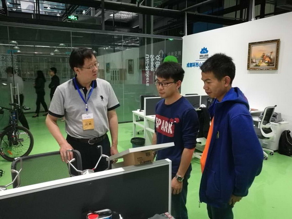 011吕明_缩小大小.jpg 91d9d36cdac7751584a7607a12ce4e90.jpg