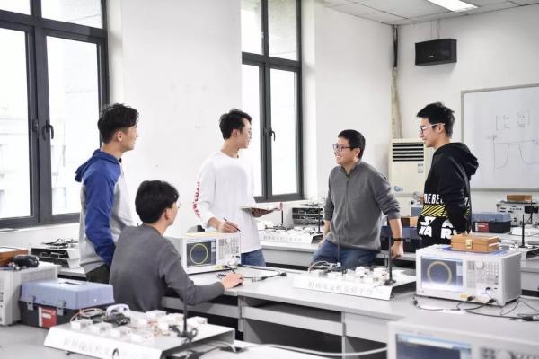 IMG_6919.JPG 92baa0a012e04294f69bcb1f4388d699.jpg