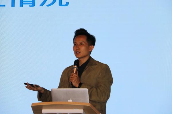 IMG_3900.JPG IMG_3900.JPG