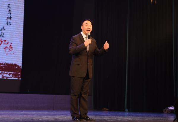 DSC_6790.jpg b3be980021cebb7d0a5bb895c9f60981.jpg