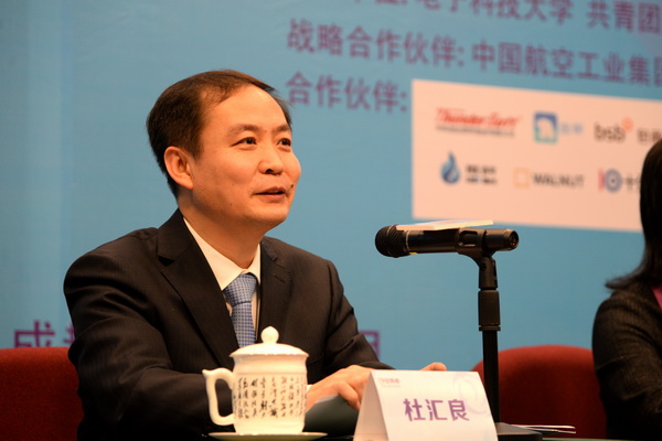 fabuhui0002.JPG b792a2ba3a39a1d9a28ee6c74d93fa28.jpg