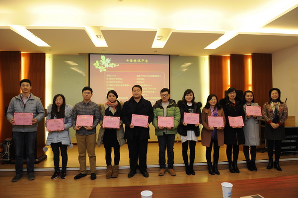 xinmeiti0001.JPG bc90428ff0b854974360b2012654dccf.jpg