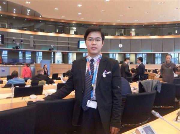 IMG_0239.JPG IMG_0239.JPG