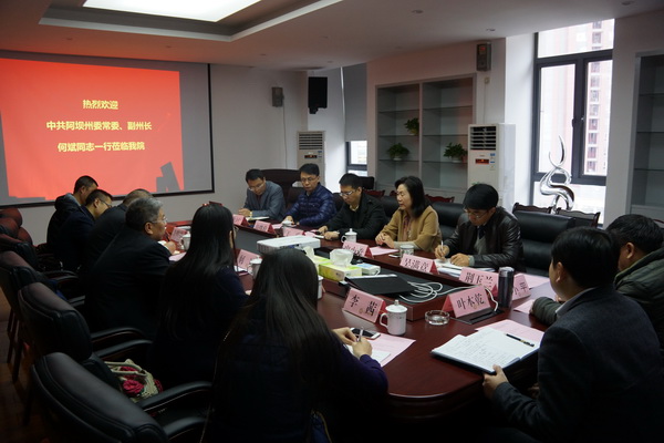 ma00001.JPG d2b5bc3ec53f2b52ef5290e01f060241.jpg