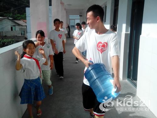 W020140715341435229018.jpg 1405423556783189.jpg