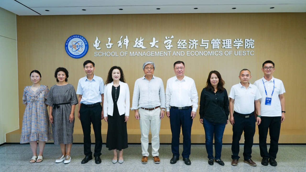 C7E878C2A5D80902BCC739B1B5A_FA2AD95C_532